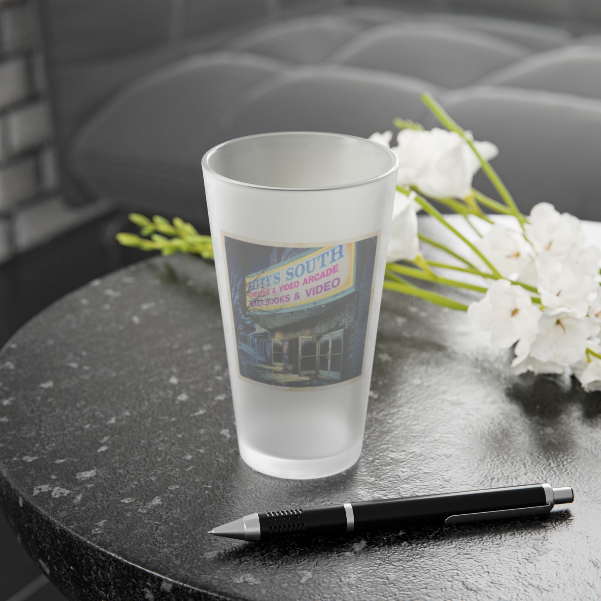 KITTY'S SOUTH | Frosted Pint Glass 16oz