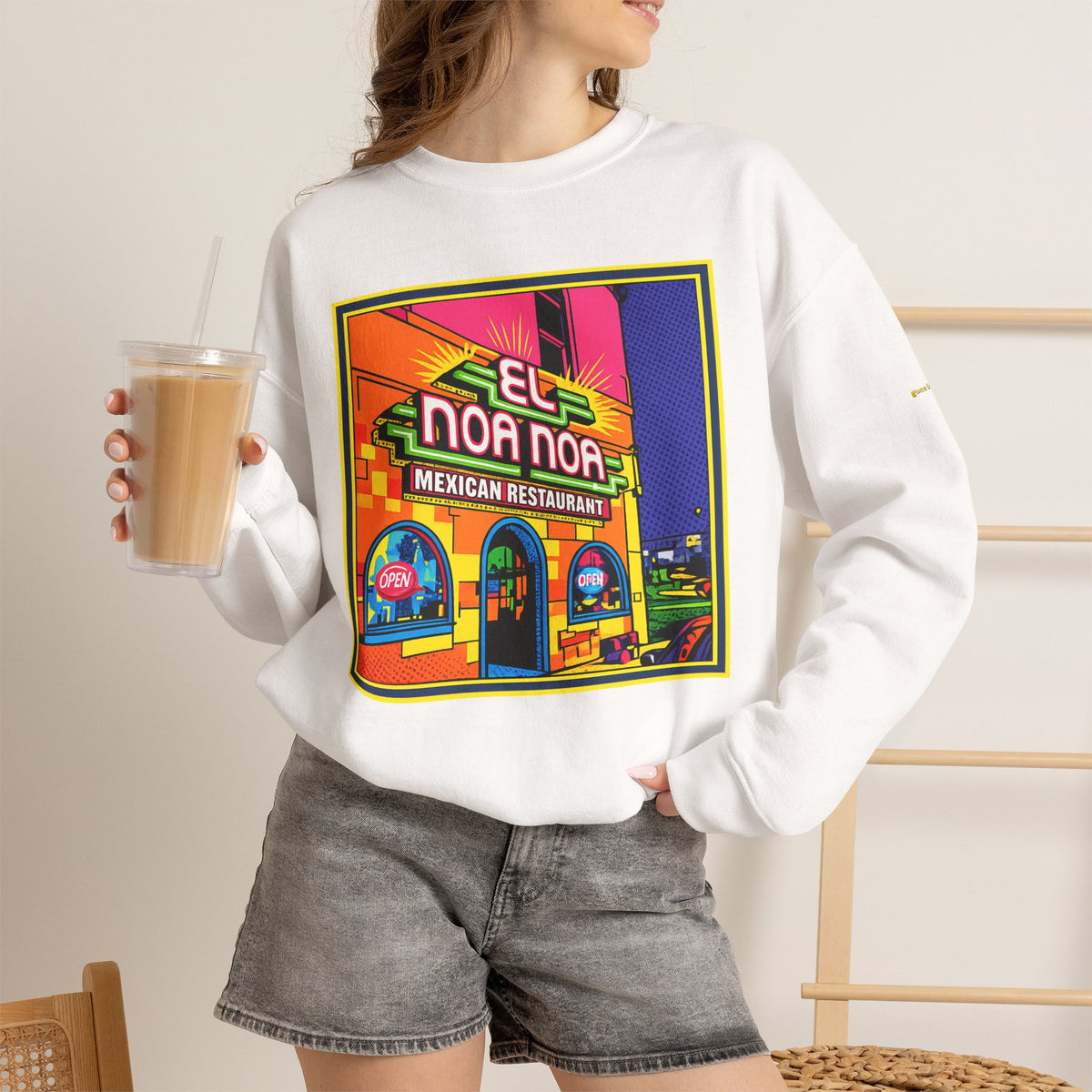 El Noa Noa Mexican restaurant (neon) | Native303 Sweatshirt