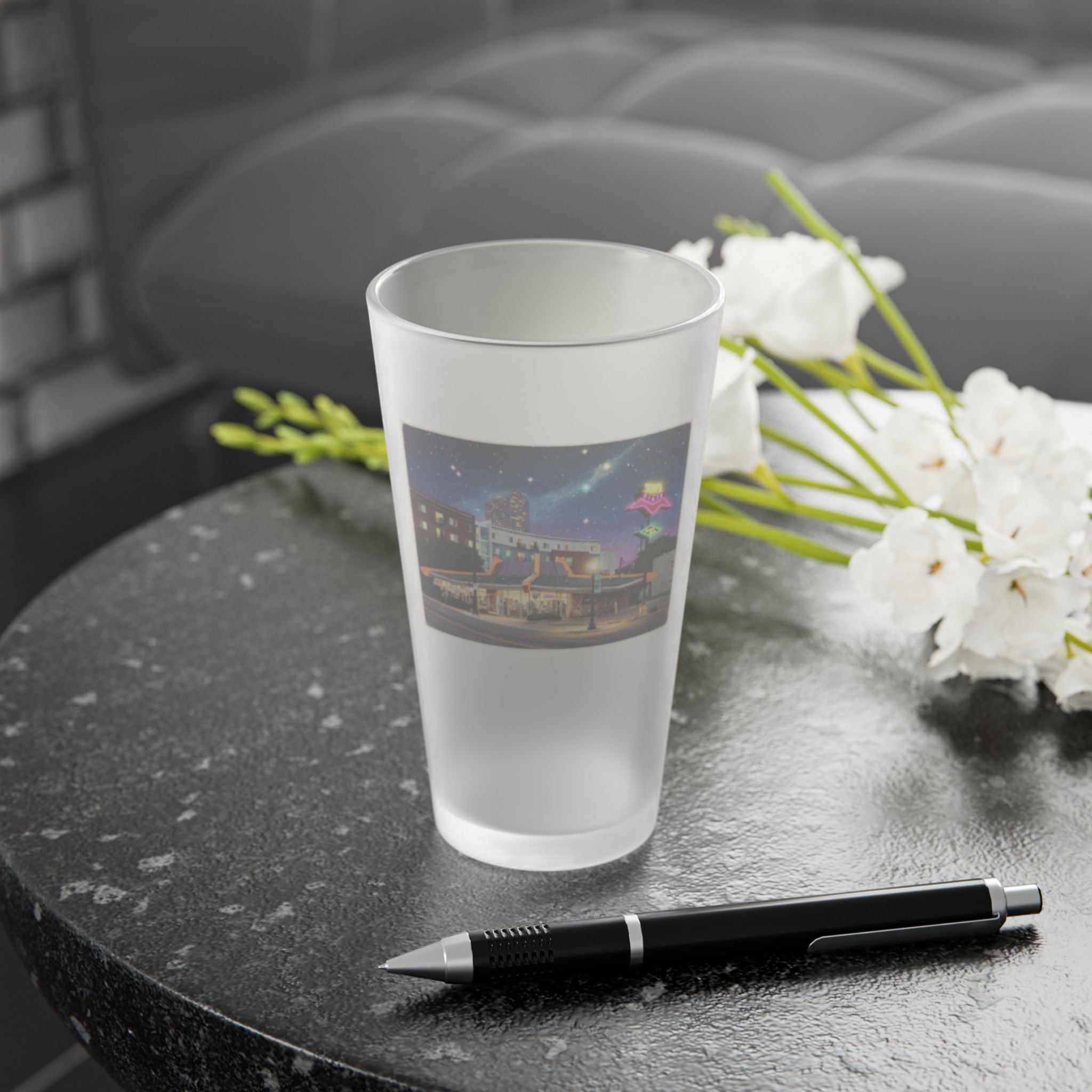TOM'S DINER | Frosted Pint Glass 16oz