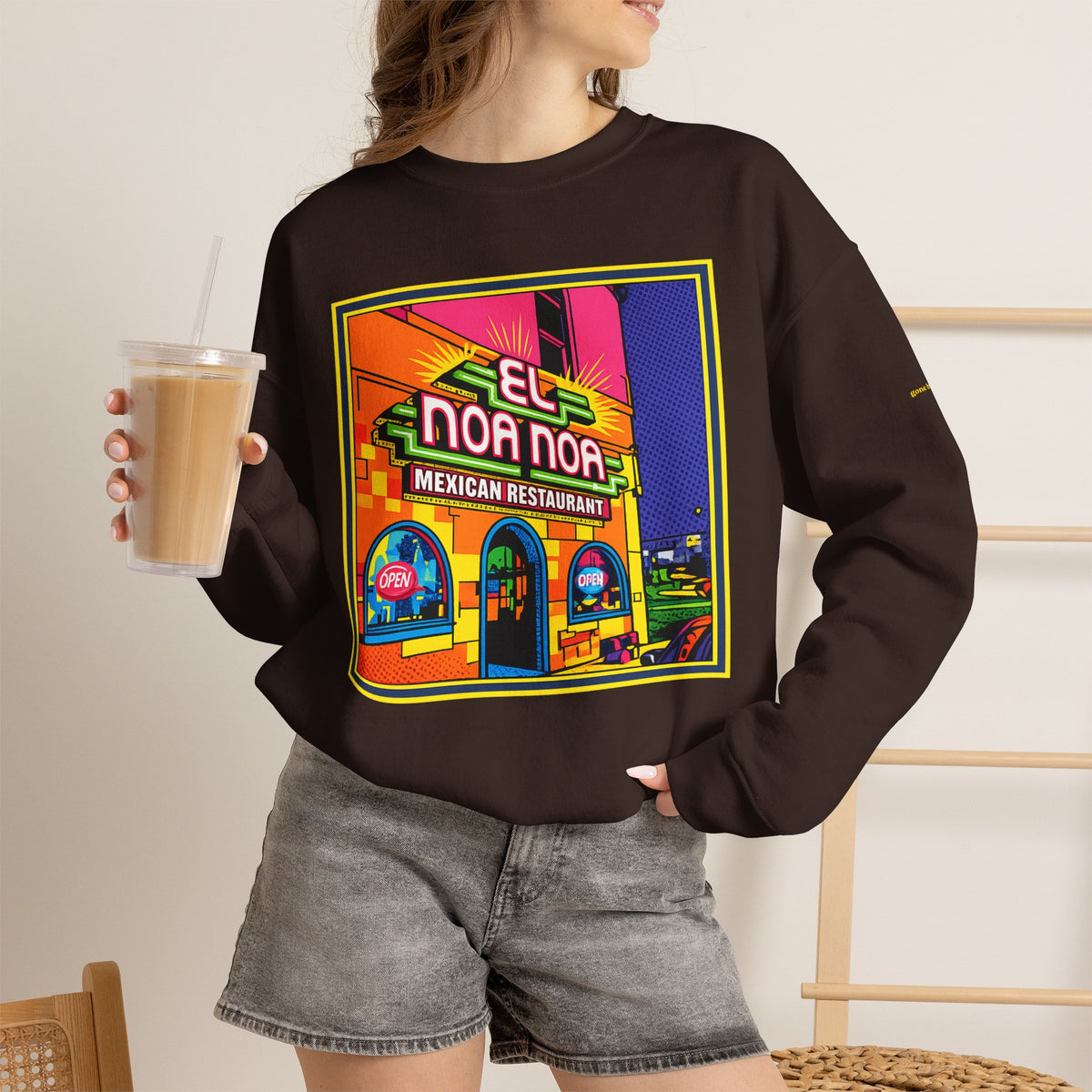 El Noa Noa Mexican restaurant (neon) | Native303 Sweatshirt