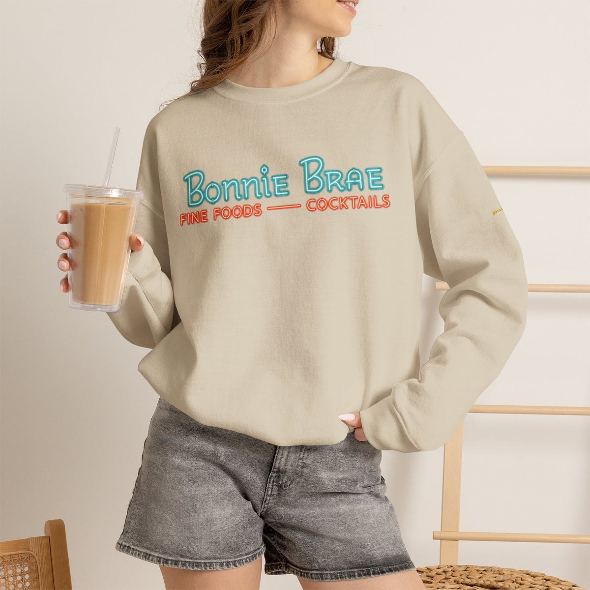 Bonnie Brae neon | Native303 Sweatshirt
