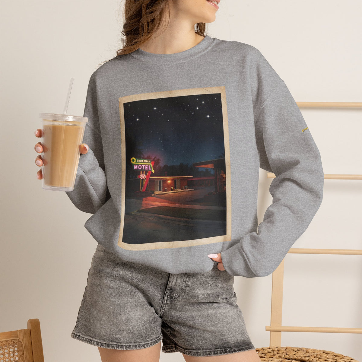 BROADWAY MOTEL | Native303 Sweatshirt