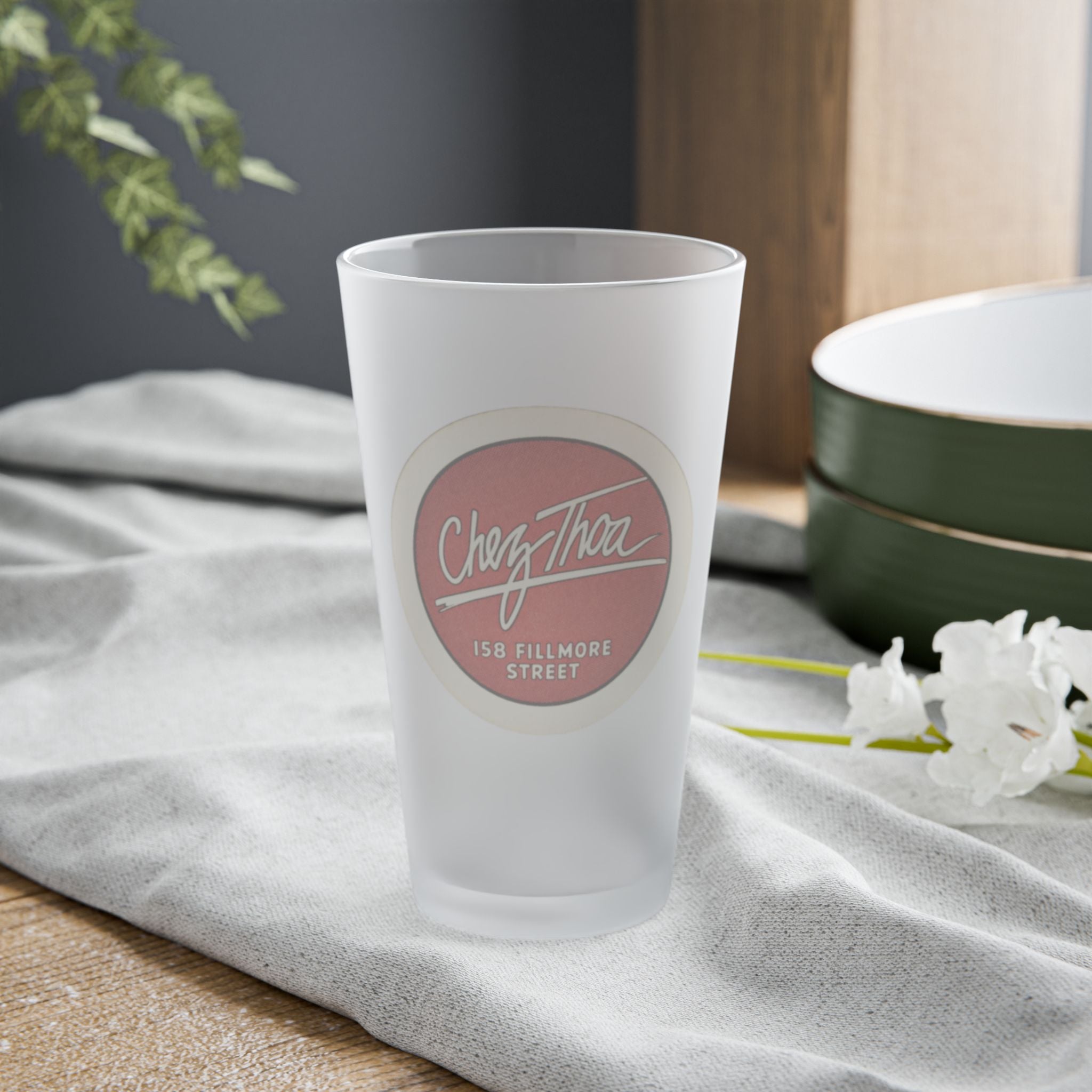 CHEZ THOA | Frosted Pint Glass 16oz