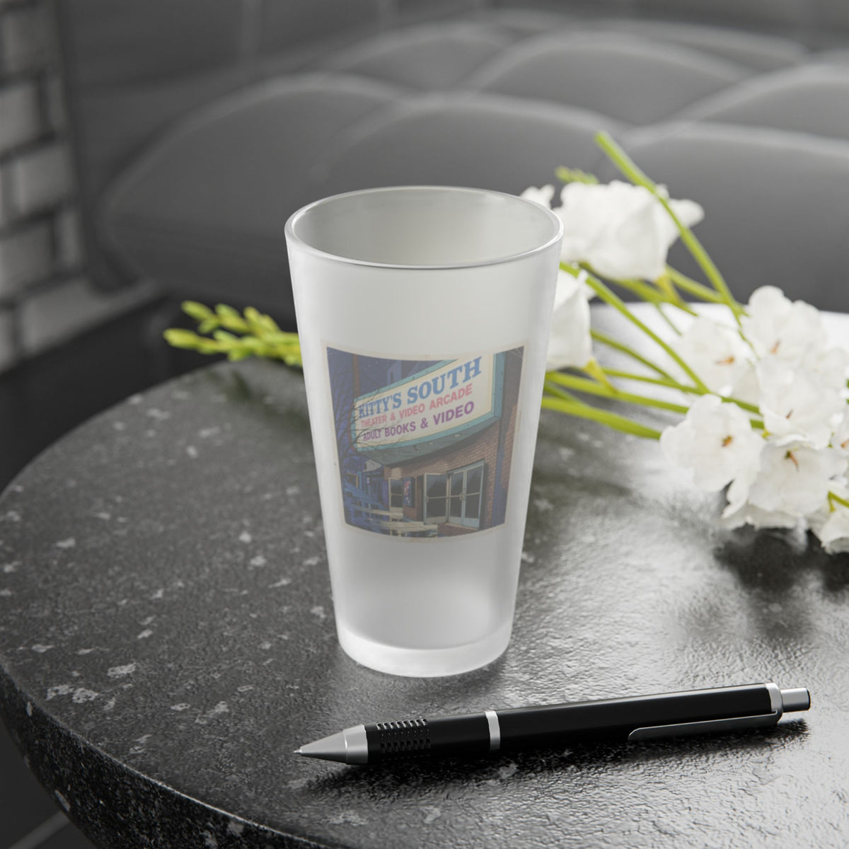 KITTY'S SOUTH | Frosted Pint Glass 16oz