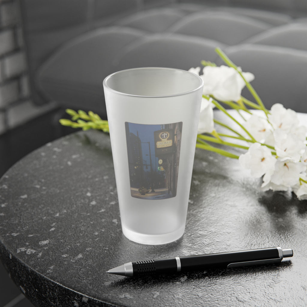 THE BROKER | Frosted Pint Glass 16oz
