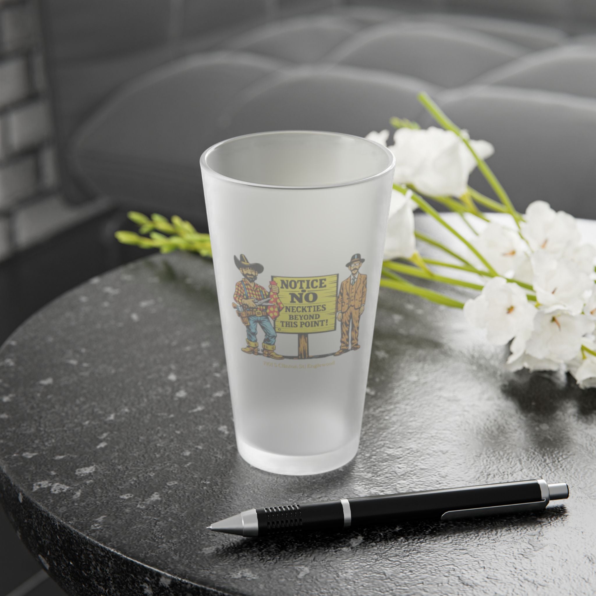 Trail Dust Steakhouse Dem Boys | Frosted Pint Glass 16oz